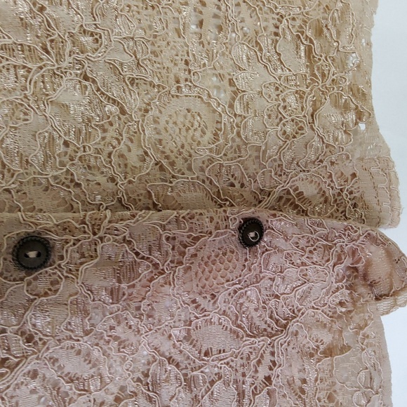 Love 21 Elegant Lace Tan TopSize US XS - Picture 6 of 6
